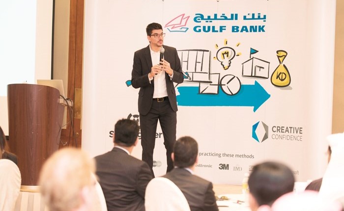 د. ألكساندر أوستروالدر متحدثا خلال الورشة ﻿