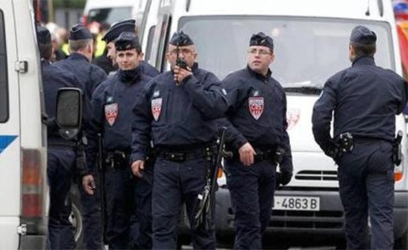طفل فرنسي تبول في فراشه فعوقب حتى الموت