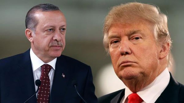 الرئيسان الاميركي دونالد ترامب والتركي رجب طيب اردغان