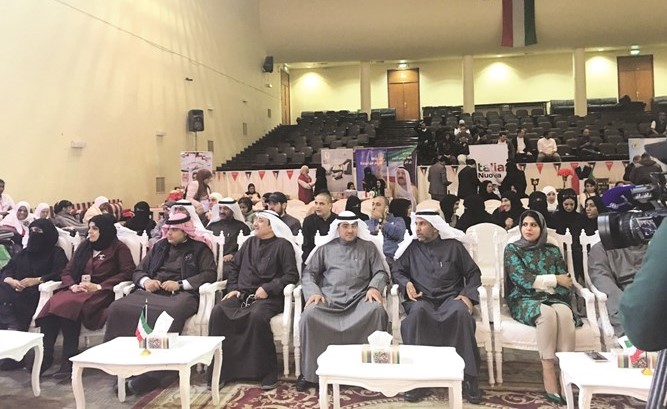 قيادت الشؤون خلال مشاركتهم في الحفل﻿