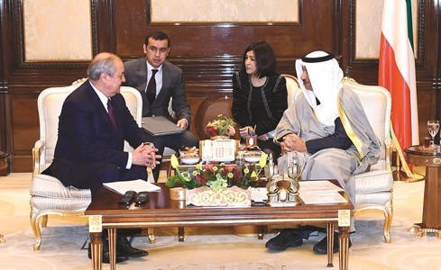 سمو رئيس الوزراء الشيخ جابر المبارك مستقبلا وزير خارجية اوزبكستان ﻿