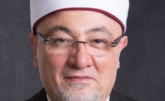 داعية مصري يثير الجدل : " الإمام أبو حنيفة لم يحرم شرب البيرة "