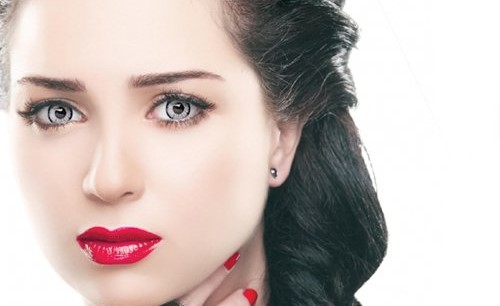 بالفيديو.. نجم سوري يتغزل بمي عز الدين.. شاهدوا ردّ فعلها وعصبيتها!
