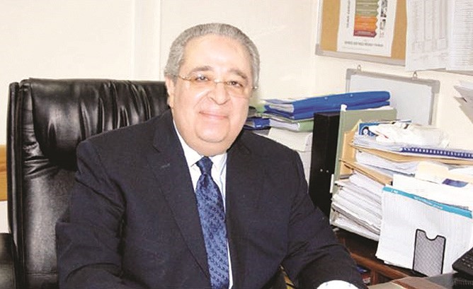  د.مدحت عطيفة﻿