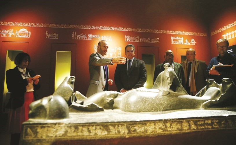 «آثار مصر الغارقة» في سويسرا