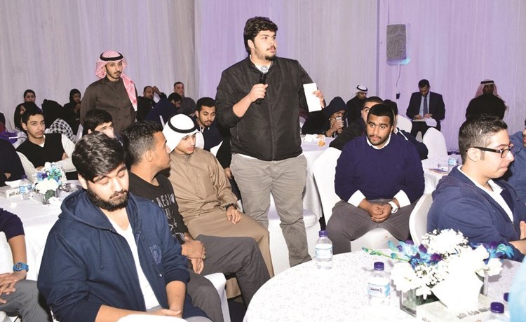  ومداخلة من أحد الشباب	﻿