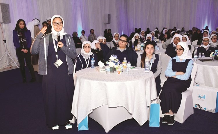 إحدى الطالبات خلال مداخلة لها ﻿