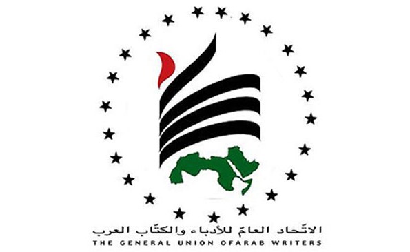 "الأدباء العرب" يمنح خليفة الوقيان جائزة "شاعر القدس"