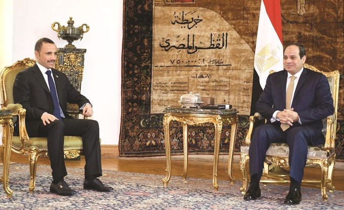  رئيس جمهورية مصر العربية الشقيقة عبدالفتاح السيسي خلال استقباله رئيس مجلس الامة مرزوق الغانم﻿