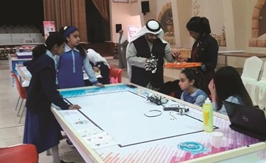 انطلاق المنافسات النهائية لـ «مسابقة الكويت المدرسية السنوية الحادية عشرة في الروبوت»