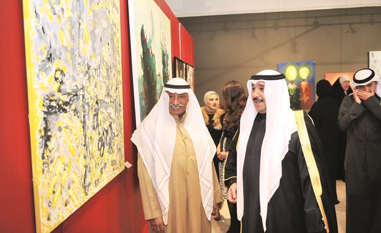 جولة بين اللوحات المشاركة في المهرجان﻿