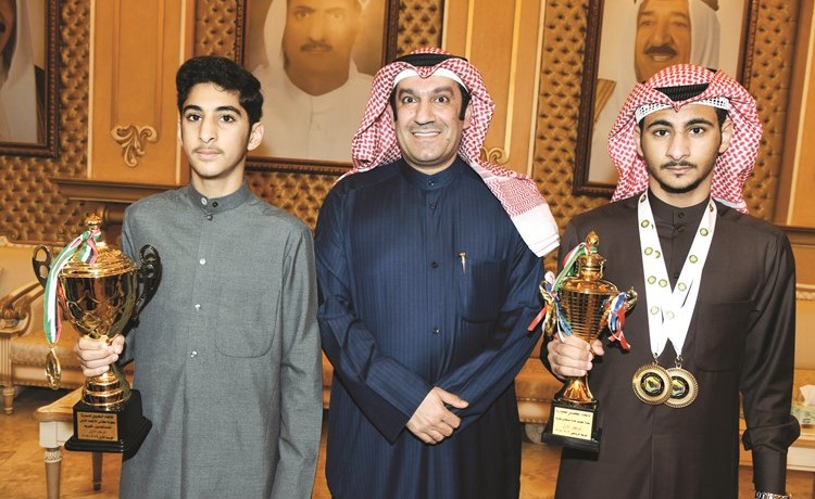 الشحومي مع يوسف وعبدالله الخرشان﻿
