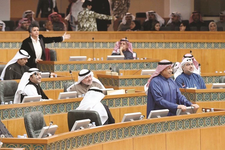 الشيخ خالد الجراح متحدثا﻿