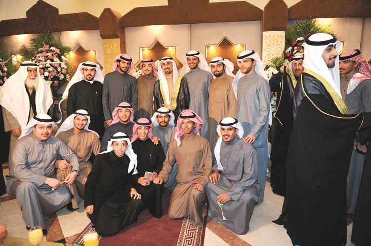  وتهنئة من الأصدقاء﻿