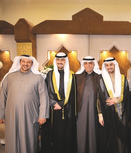 عماد الرفاعي وخال المعرسين صالح الجلاهمة يباركان﻿