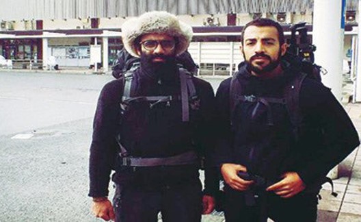 بالفيديو.. رحلة سعودية صامتة على القدمين لمدة 18 يوماً