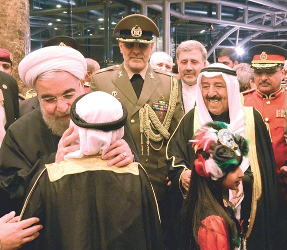 استقبال حافل للرئيس الايراني د.حسن روحاني لدى وصوله البلاد بحضور صاحب السمو الأمير الشيخ صباح الأحمد﻿