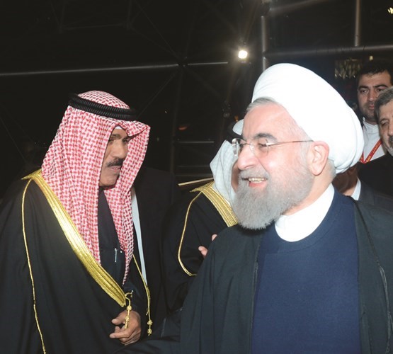 سمو ولي العهد الشيخ نواف الأحمد في استقبال الرئيس الإيراني ﻿