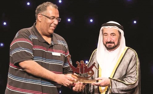 أيمن عبدالسلام وجائزة افضل اضاءة ﻿