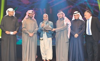 آلاء الهندي وجائزة أفضل ممثل دور ثان﻿
