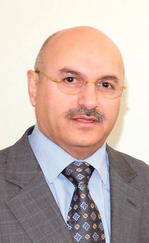 السفير عبد العال القناعي﻿