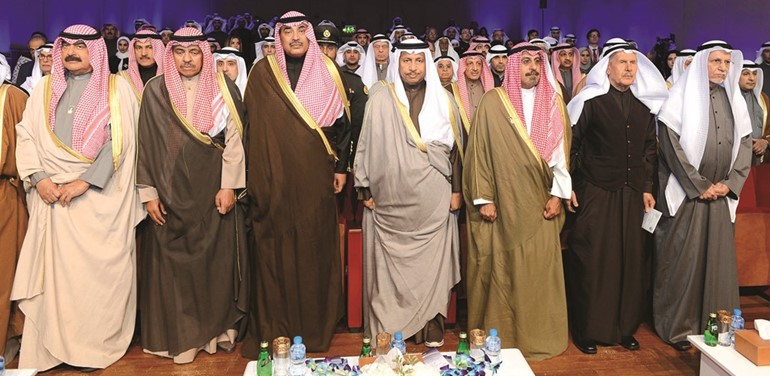 سمو رئيس الوزراء الشيخ جابر المبارك والشيخ صباح الخالد والشيخ د.محمد الصباح وفيصل الحجي وسليمان ماجد الشاهين وخالد الجارالله وعبد الوهاب الوزان في مقدمة الحضور ﻿