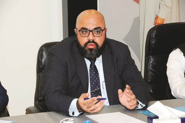 د. عادل رضا﻿