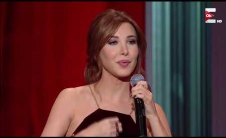 بالفيديو: نانسي عجرم تحرج عمرو أديب على الهواء