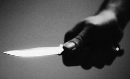 قتل أولاده الثلاثة طعناً ثم أضرم النار في نفسه