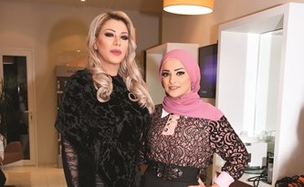 شيخة جمعة وسمر السالمي﻿