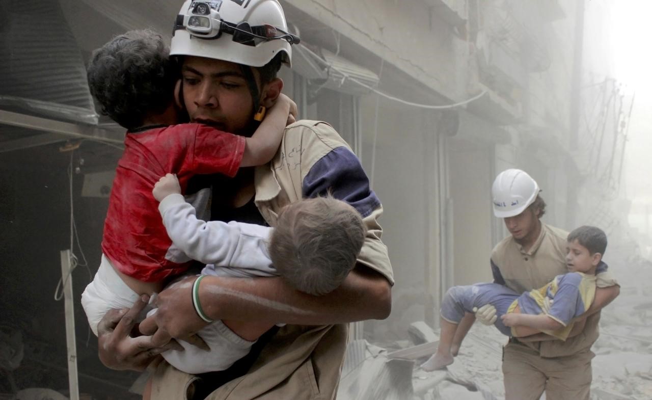 «الخوذ البيضاء» تنقل المعاناة السورية إلى الأوسكار