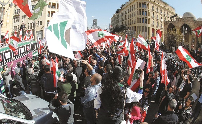 تظاهرة طلاب في وسط بيروت لحزبي الكتائب والاحرار للمطالبة بإجراء الانتخابات النيابية في موعدها	(محمود الطويل) ﻿
