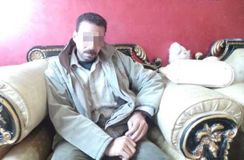 بالفيديو جريمة مروّعة ..  اغتصاب جماعي لسيدة عربية أمام زوجها وأولادها