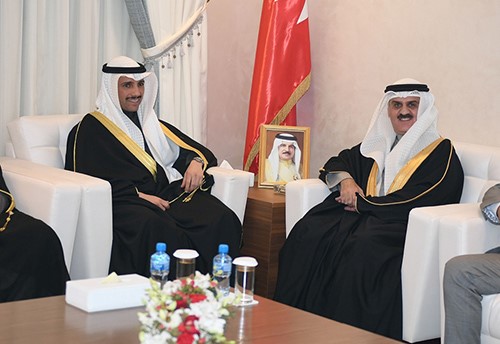رئيس مجلس الأمة مرزوق الغانم و رئيس مجلس النواب البحريني احمد الملا 
