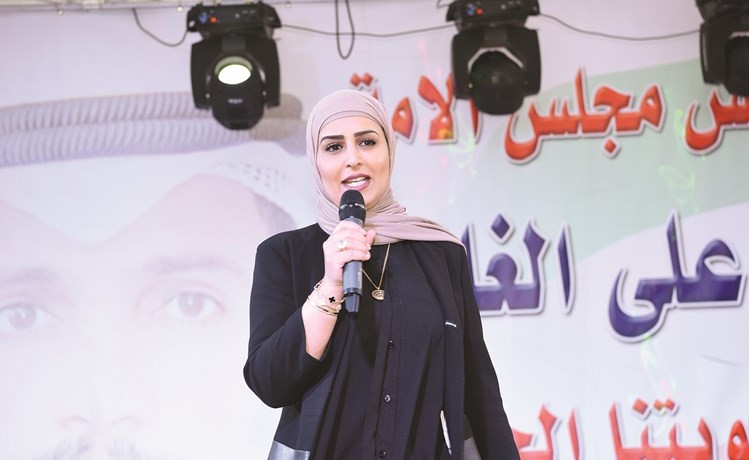 دلال العازمي تلقي كلمتها﻿