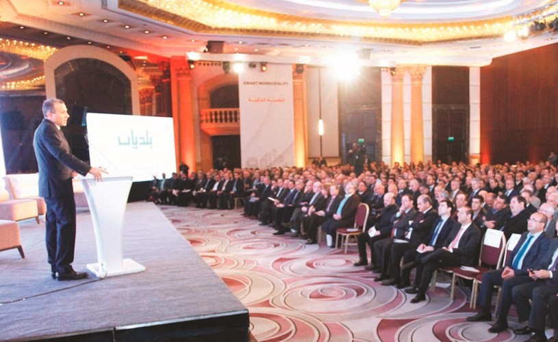 وزير الخارجية جبران باسيل يلقي كلمة في مؤتمر التيار الوطني الحر عن البلديات في سن الفيل	(محمود الطويل)﻿