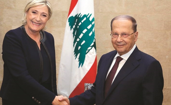 الرئيس العماد ميشال عون مستقبلا مرشحة اليمين المتطرف للانتخابات الرئاسية الفرنسية مارين لوبان في بعبدا 	 (محمود الطويل) ﻿