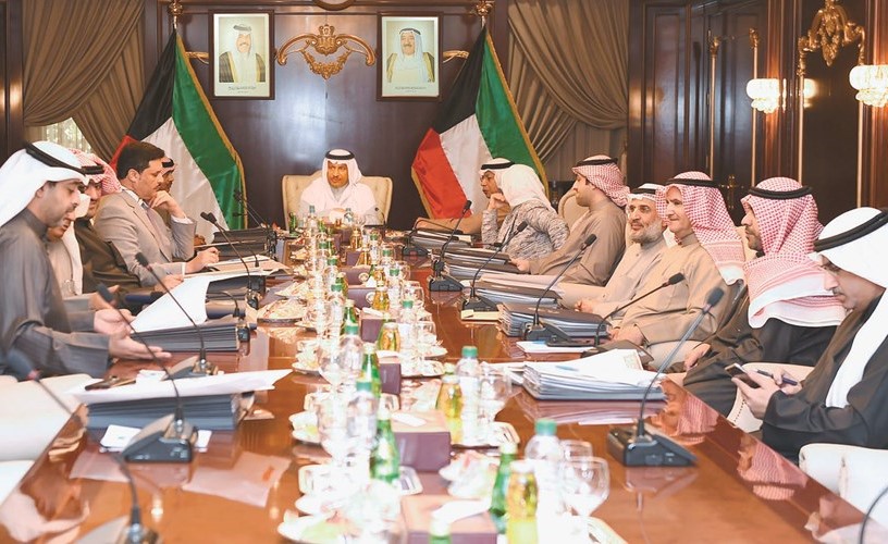 جانب من اجتماع مجلس الوزراء أمس برئاسة سمو الشيخ جابر المبارك﻿
