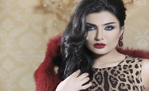 بالفيديو.. الفنانة أمل العوضي تفاجئ متابعيها بالحجاب.. وقريبًا ستعتزل الفن