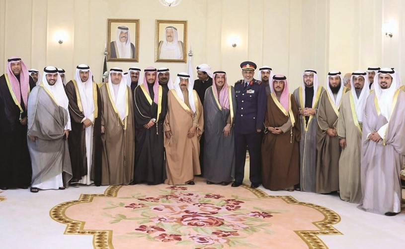 لقطة تذكارية بمناسبة احتفال سفارتنا لدى البحرين بحضور رئيس مجلس الامة مرزوق الغانم ورئيس الوزراء البحريني الامير خليفة بن سلمان آل خليفة والعديد من النواب والشخصيات السياسية والديبلوماسية﻿
