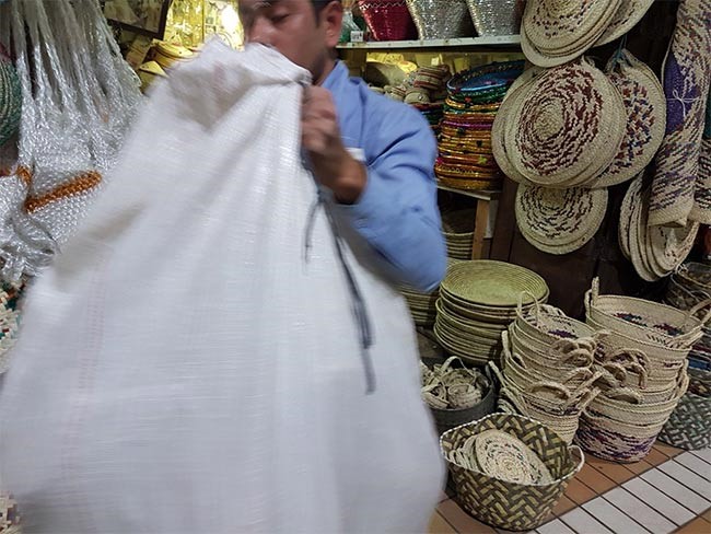 بالفيديو والصور.. كرنفالات احتفالية بالأعياد الوطنية في "المباركية"