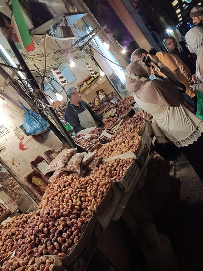 بالفيديو والصور.. كرنفالات احتفالية بالأعياد الوطنية في "المباركية"