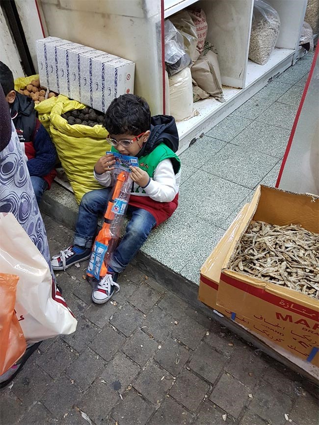 بالفيديو والصور.. كرنفالات احتفالية بالأعياد الوطنية في "المباركية"