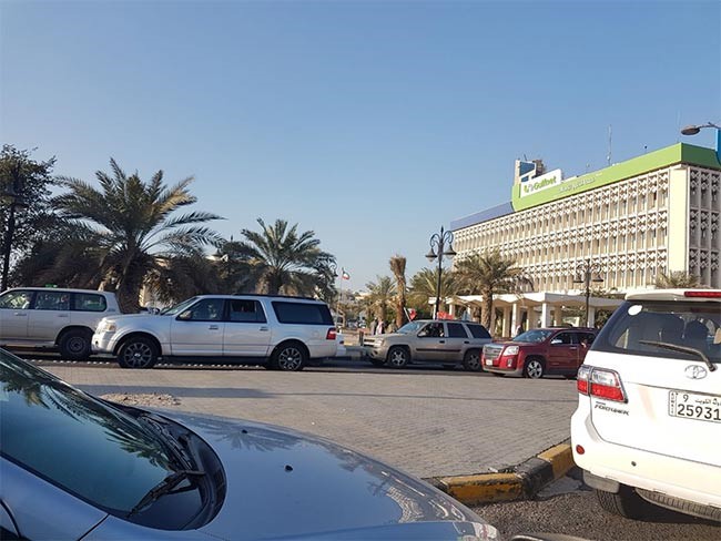 بالفيديو والصور.. كرنفالات احتفالية بالأعياد الوطنية في "المباركية"