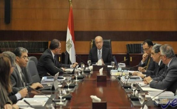 الحكومة تستعد لـ «أول تقييم» لبعثة النقد الدولى