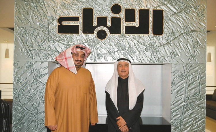 عبد الصمد الشريف مع الزميل عادل الشنان		(قاسم باشا)﻿