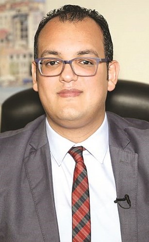 حسين الأباصيري ﻿