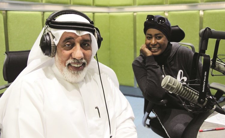 الجسمي مع الاعلامية ايمان نجم في استديو البرنامج﻿