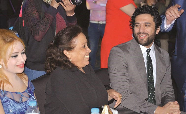 الفنانة القديرة حياة الفهد اثناء الحفل﻿