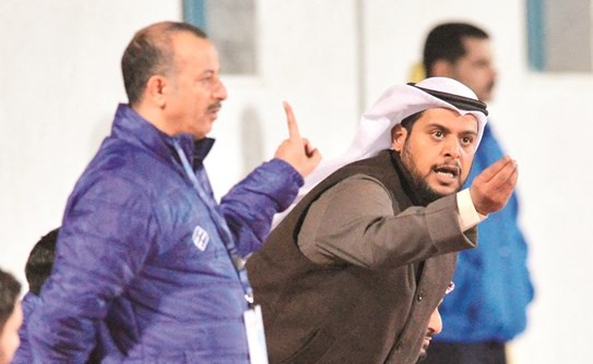 المدرب علي مهنا مع الإداري ناصر الديحاني﻿